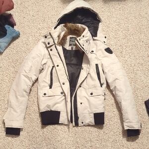 Point Zero Cream Puffer Jacket